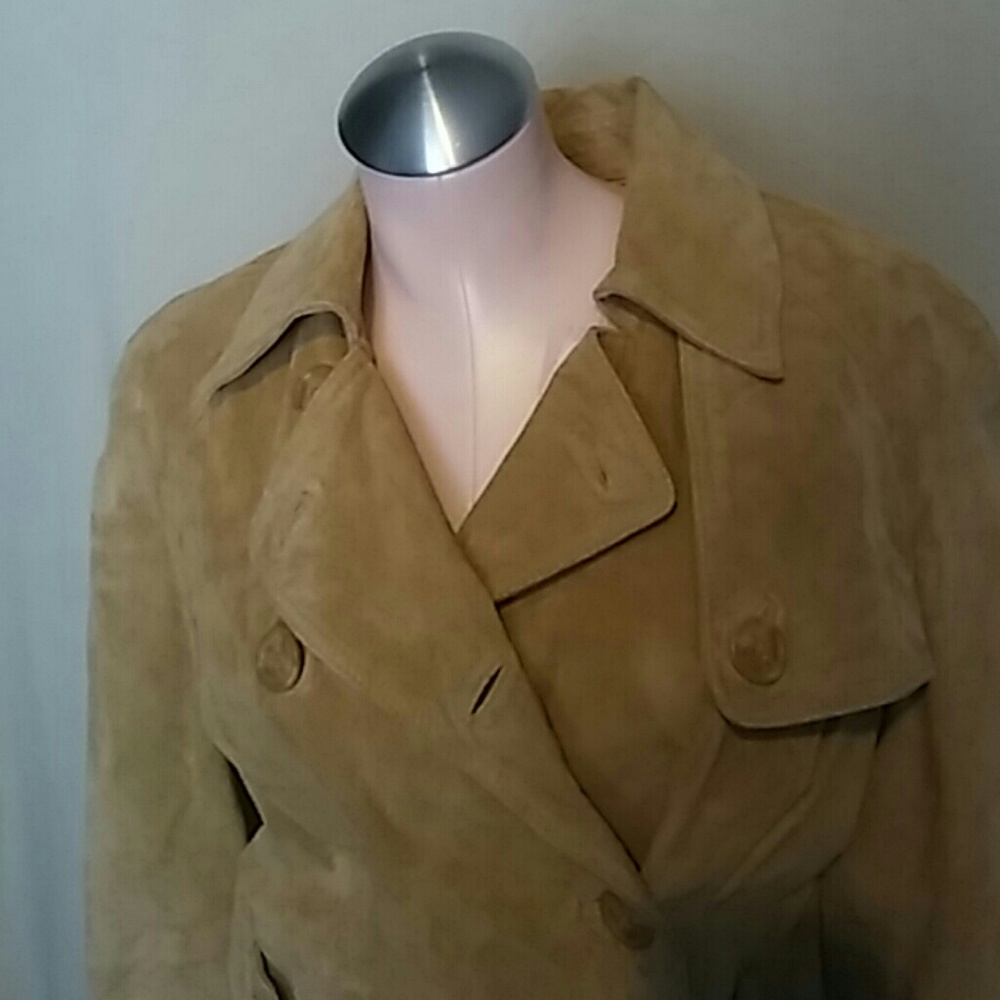 Jacket - Picture 3 of 4